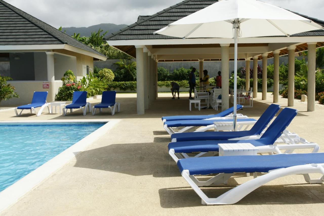 Jamnick Vacation - Richmond, St Ann, Jamaica Aparthotel *