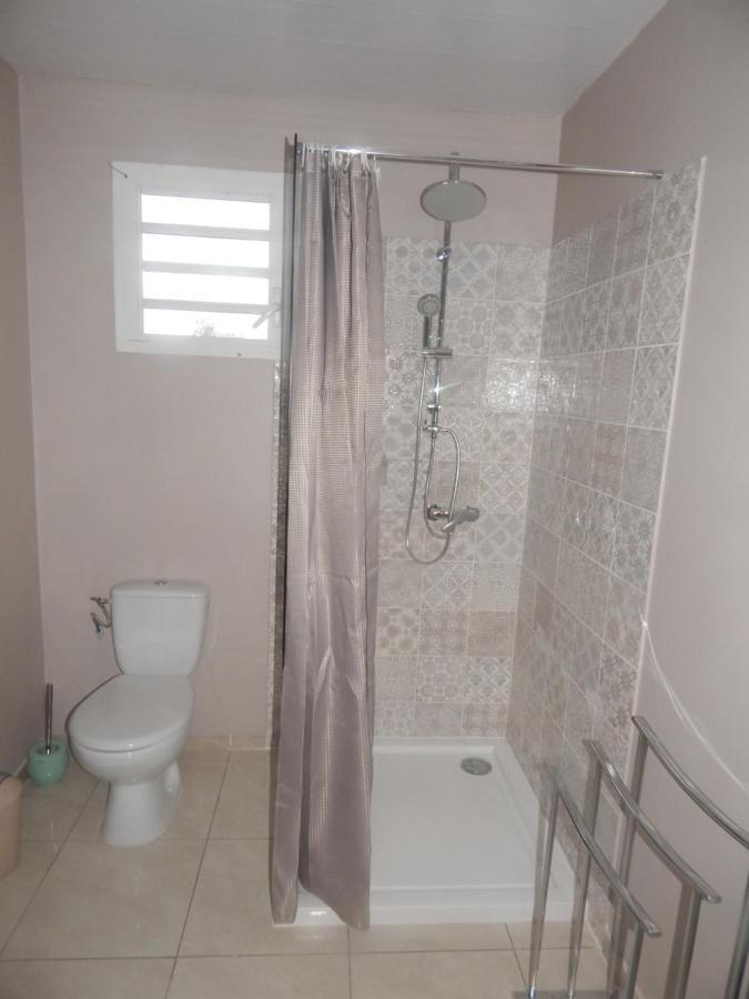 Apartment La Kay Dede Avec Piscine Saint-Pierre