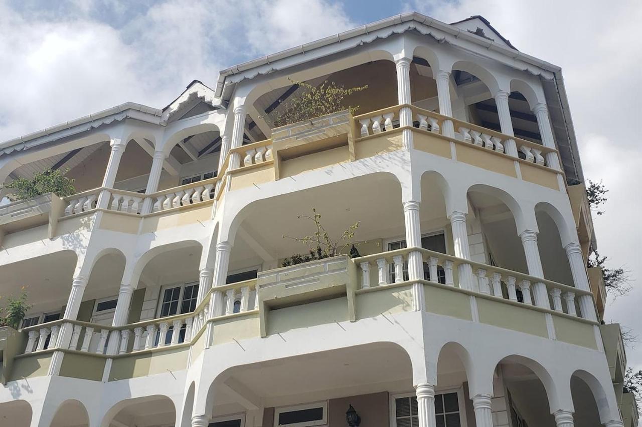 Unit 3 Private - Apartment