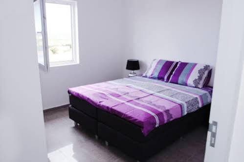 Palm Crest Apartamento Willemstad