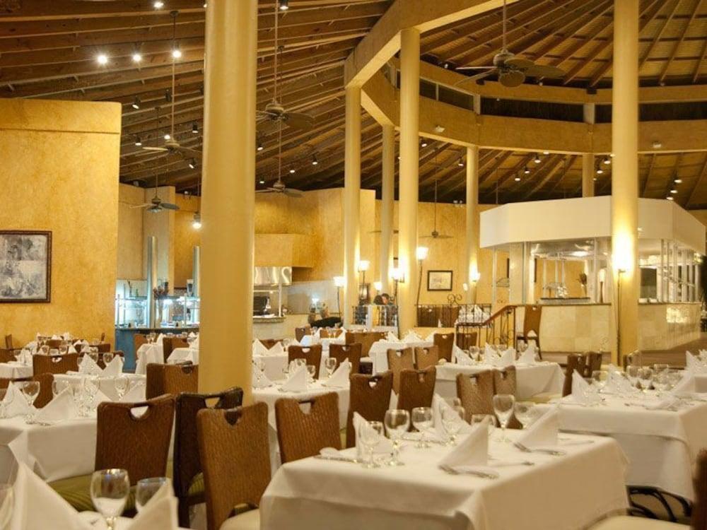 Resort Cofresi Palm & 4*