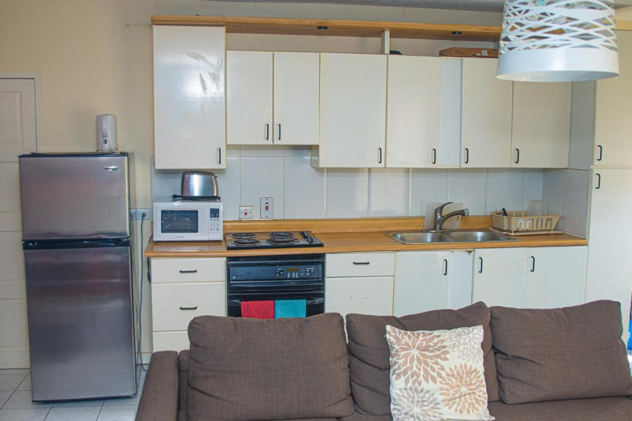 Finest Apt # 421 Bloc # 4 Marley Manor 6 Marley Rd Kgn 6