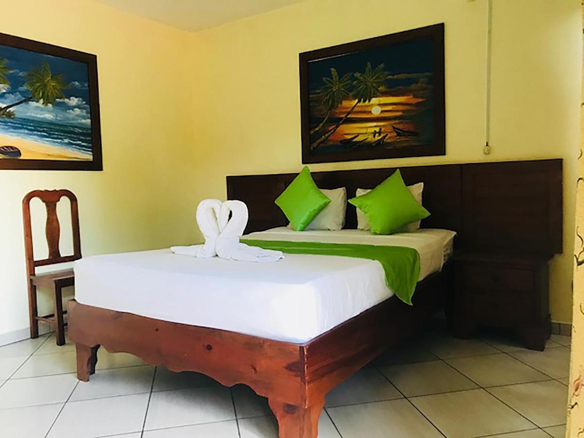 Seabreeze Sosua Hotel 2*