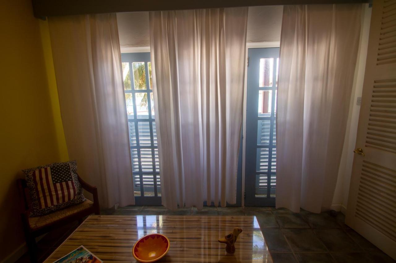 Hotel Bequia Beachfront
