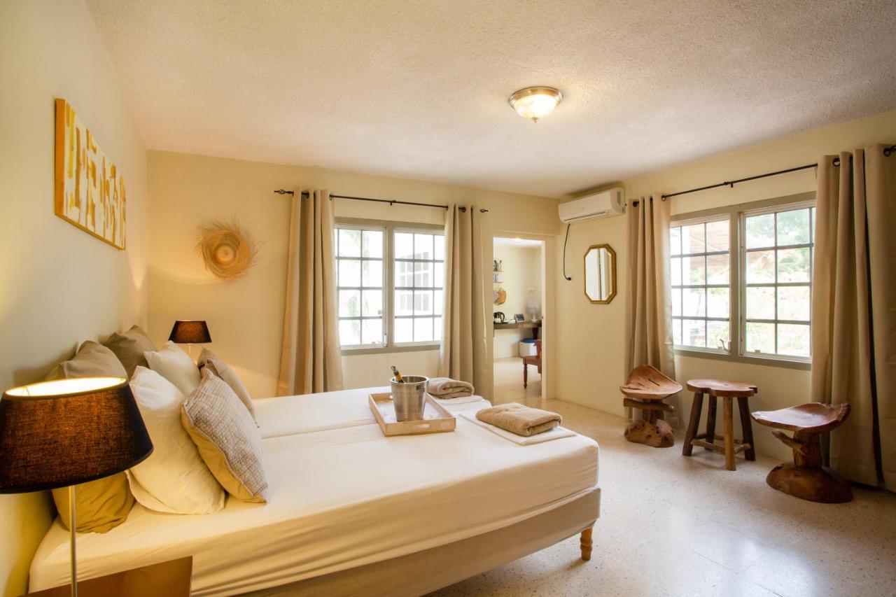 Sombre Di Kabana Bed & Breakfast Willemstad