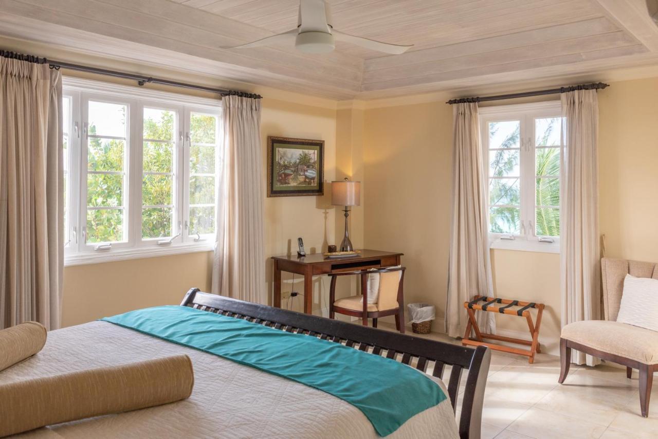 White Sands Aparthotel