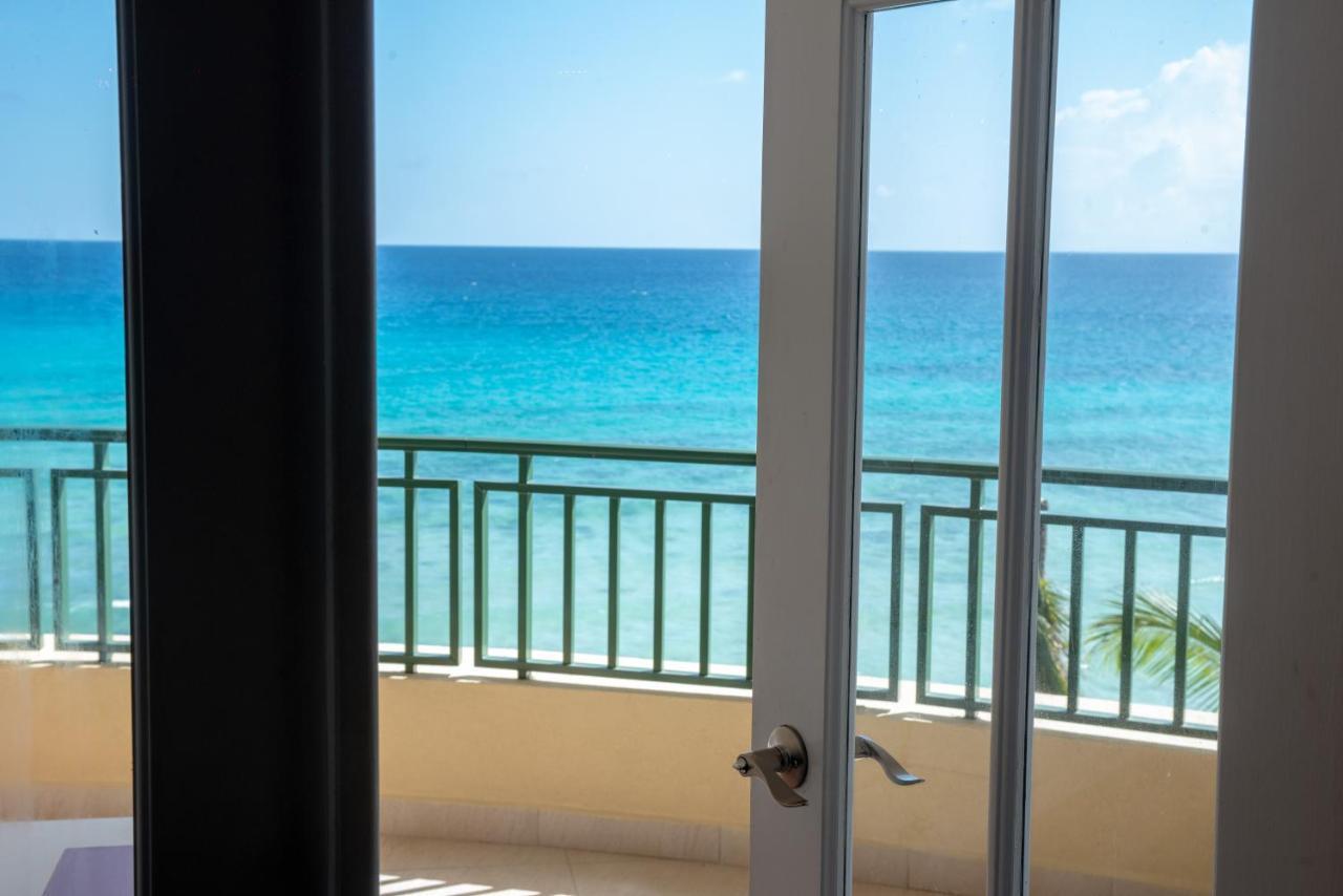 Aparthotel White Sands 4*