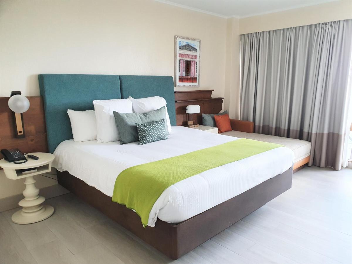 Dreams Curacao Resort, & Casino 5*