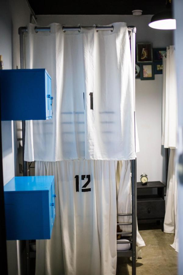 Nomada Urban Hostel- Calle Loiza (adults Only) *