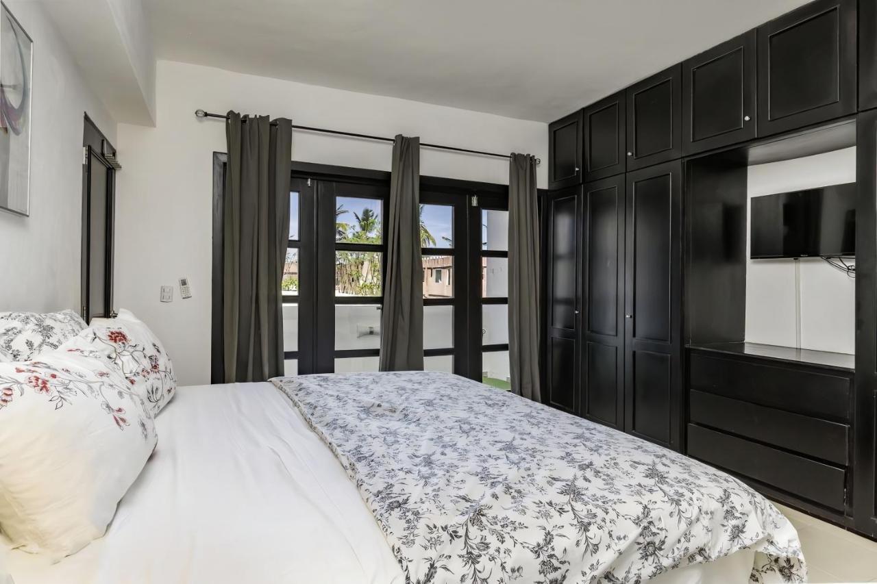 Aparthotel Flor Del Mar Beachfront 3*