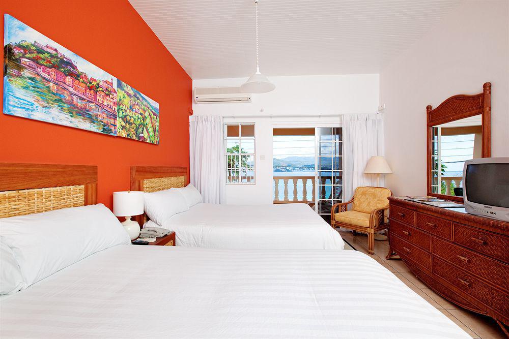 Flamboyant & Hotel 3*