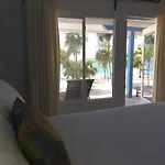 Pelican Beach Hotel