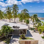 Zenitude Hotel Residences Le Salako