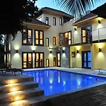 One Luxe Jamaica