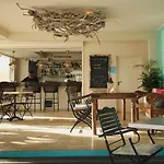 Ocean Breeze Boutique Hotel & Marina