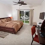 Chateau Del Mar Ocean Villas