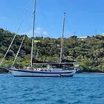 St Thomas Stay On Sailboat Ragamuffin Incl Meals Water Toys