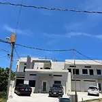 Luxury 2 Bedroom Rooftop Pool View Unit #3