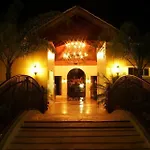 Grand Hotel Las Galeras Suites & Spa