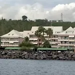 Bel Appartement Avec Piscine, Face A La Mer