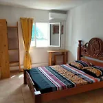 Bel Appartement Avec Piscine, Face A La Mer