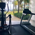 Seawinds Studio - Beachfront Getaway