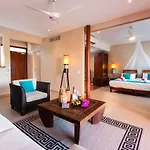 East Keys - East Lagoon Suites