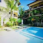 Lovely Beachfront 2 Bedrooms Condo With 2 Pools