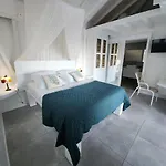 La Petite Villa