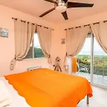 Vieques Villa Gallega - Oceanview W/Infinity Pool