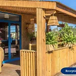 West Coast Inn\'S