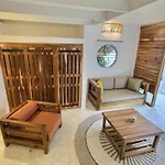 Leeloo Boutique Hotel