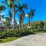 Club Seabourne Hotel