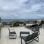 Le Roof Top