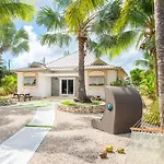 The Mastic Cottage Collection