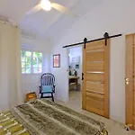 Oasis De Tranquillite, Villa Lupio