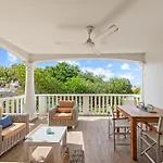 Blue Bay Apartments
