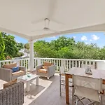 Blue Bay Apartments