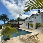 Villa Blanca