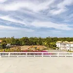Montego Bay Grand Villa - 9-Bedroom Luxury Retreat With Olympic Sized Pool