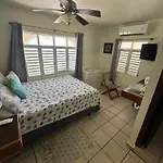 Villa Coral Guesthouse