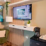 Mangalafuangala M Suite 201