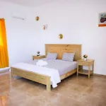Vista Mar Malecon Hotel