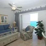 Rainbow Beach Club Resort