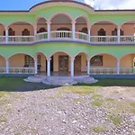 Dolphin Bay Yoga Guest House