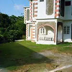 Boston Beach Guesthouse