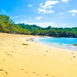 Lemer Guesthouse & Villa