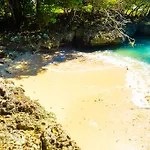 Lemer Guesthouse & Villa