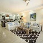 El Portillo Residences