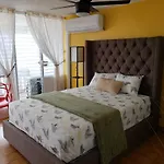 Gorgeous Beach Front Studio With Electricity Water Ac